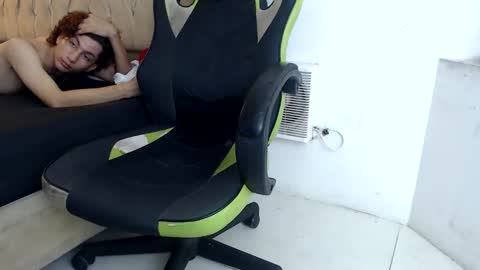 Snapshot of alantrickz365 chatting on 11-17-25, 02:12 alantrickz365 online show from 11-17-25, 02:12