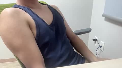 alanwu12 online show from 09-12-25, 02:06