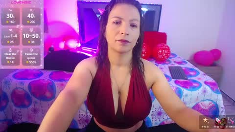 Victoria  online show from 02-25-25, 09:42