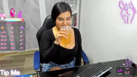 Alaya online show from 10-14-25, 01:06