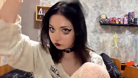 Im Katrina online show from 11-06-25, 04:41