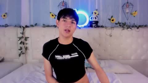 ale_aurarashi online show from 11-30-25, 01:31