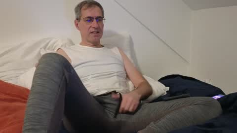 Snapshot of alec_gaython chatting on 12-07-24, 06:15 Alec Dubolsz online show from 12-07-24, 06:15