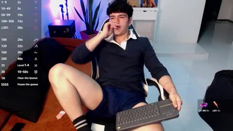 alec online show from 09-23-25, 01:41