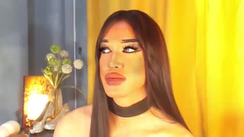 Snapshot of aleinacroft chatting on 02-17-25, 07:15 aleinacroft online show from 02-17-25, 07:15