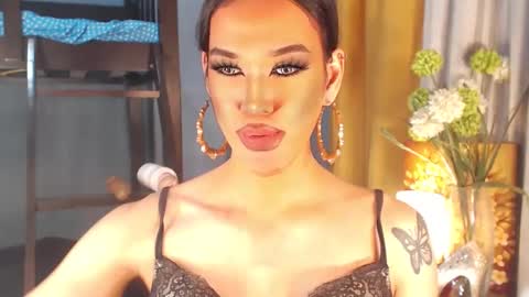 Snapshot of aleinacroft chatting on 03-02-25, 03:02 aleinacroft online show from 03-02-25, 03:02