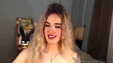 Snapshot of aleinacroft chatting on 09-25-25, 08:51 aleinacroft online show from 09-25-25, 08:51