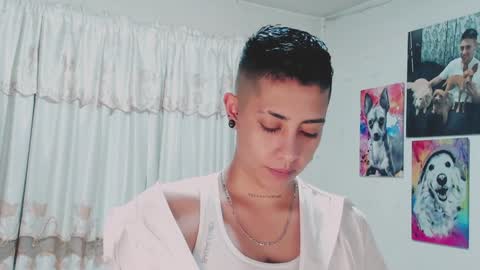 Snapshot of aleja1214 chatting on 12-05-24, 08:44 Alejandra online show from 12-05-24, 08:44