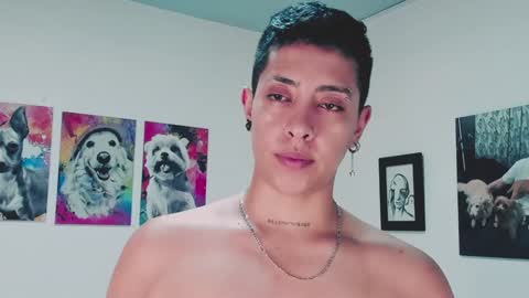 Snapshot of aleja1214 chatting on 12-19-24, 05:51 Alejandra online show from 12-19-24, 05:51