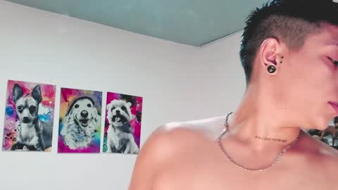 Snapshot of aleja1214 chatting on 01-10-25, 09:10 Alejandra online show from 01-10-25, 09:10