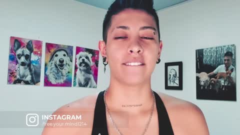 Snapshot of aleja1214 chatting on 01-21-25, 09:15 Alejandra online show from 01-21-25, 09:15