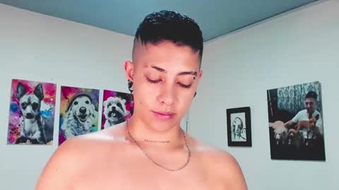 Snapshot of aleja1214 chatting on 02-14-25, 07:44 Alejandra online show from 02-14-25, 07:44