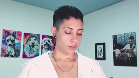 Snapshot of aleja1214 chatting on 03-08-25, 07:09 Alejandra online show from 03-08-25, 07:09