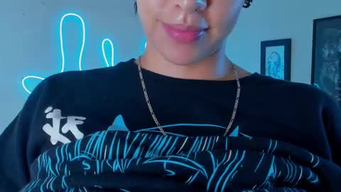 Snapshot of aleja1214 chatting on 09-13-25, 11:26 Alejandra online show from 09-13-25, 11:26