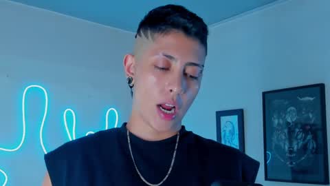 Snapshot of aleja1214 chatting on 09-16-25, 02:56 Alejandra online show from 09-16-25, 02:56