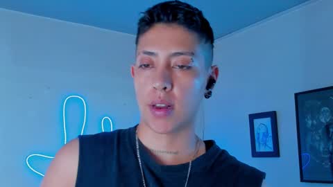 Snapshot of aleja1214 chatting on 09-21-25, 01:51 Alejandra online show from 09-21-25, 01:51