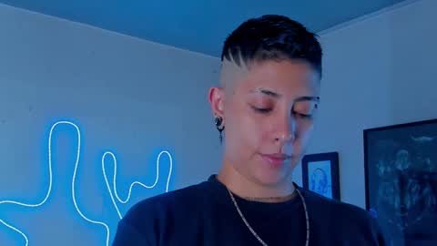 Snapshot of aleja1214 chatting on 10-15-25, 02:11 Alejandra online show from 10-15-25, 02:11