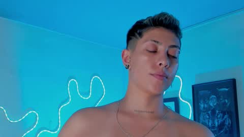 Snapshot of aleja1214 chatting on 02-03-26, 06:40 Alejandra online show from 02-03-26, 06:40