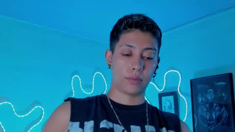 Snapshot of aleja1214 chatting on 02-11-26, 01:43 Alejandra online show from 02-11-26, 01:43