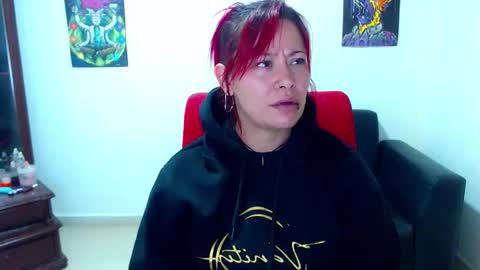 aleja online show from 10-16-25, 04:24