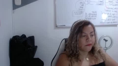 Snapshot of aleja_lollipop chatting on 09-12-25, 03:45 Aleja online show from 09-12-25, 03:45