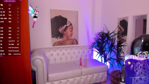 Alejandra online show from 12-18-24, 11:45