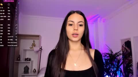 Alejandra online show from 02-01-25, 11:21