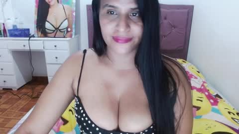 Alejandra --independent model online show from 12-28-24, 12:13