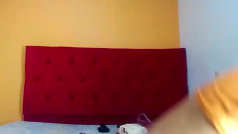 alejacandycm101 online show from 02-24-25, 11:43