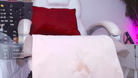 Alejandra online show from 12-23-24, 06:22