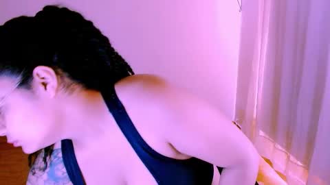 Alejandra  online show from 11-02-25, 03:36