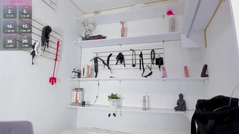 Alejandra online show from 02-22-25, 11:35