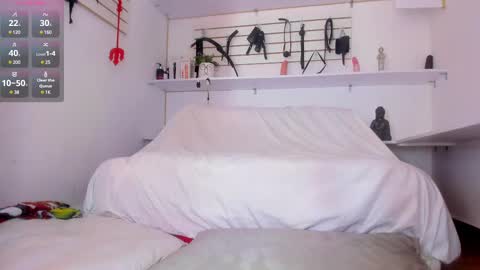 Alejandra online show from 02-26-25, 01:41