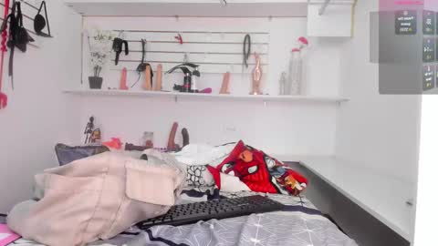 Alejandra online show from 09-14-25, 02:16