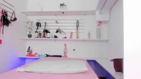Alejandra online show from 09-24-25, 12:41