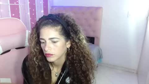 alejandra online show from 10-04-25, 05:22