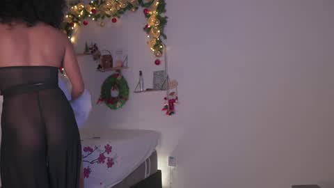 Snapshot of alejandra_kiss98 chatting on 12-10-24, 03:20 O.F alejandra h1998 stream 300 pm - 1100 pm online show from 12-10-24, 03:20