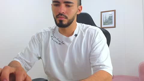 alejandroo_7 online show from 01-30-25, 09:47