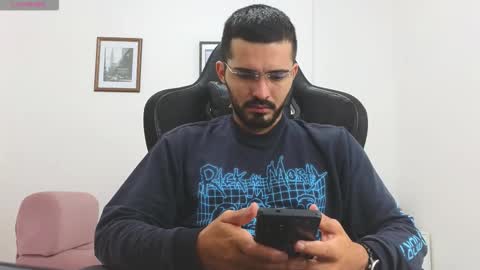 alejandroo_7 online show from 12-01-25, 06:35