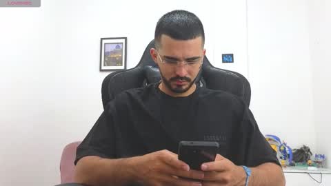 alejandroo_7 online show from 01-09-26, 06:42