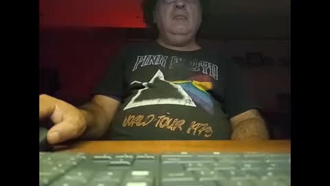 alejito16 online show from 10-19-25, 07:09