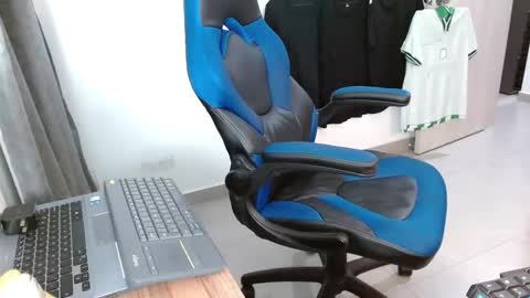 David online show from 10-18-25, 02:25