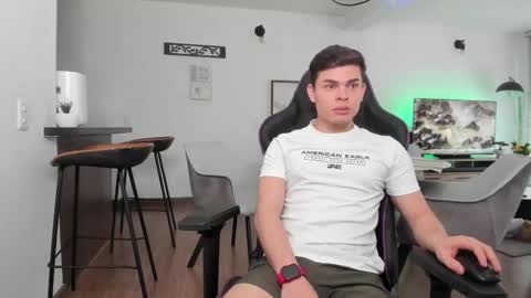 Snapshot of alejoo_twink chatting on 02-25-25, 06:53 ONLYFANS Alejoo twink online show from 02-25-25, 06:53