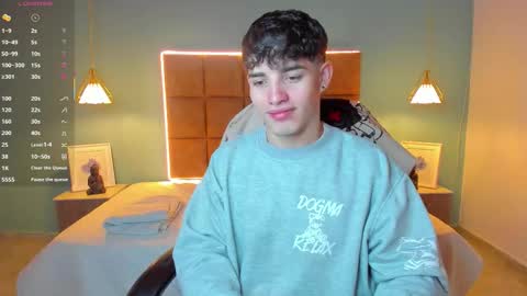 ALejoo Saenz online show from 10-12-25, 01:59