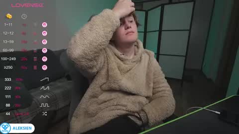 Alex and Linar online show from 10-15-25, 05:13