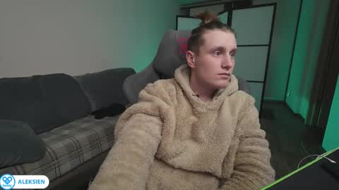 Alex and Linar online show from 10-16-25, 05:14