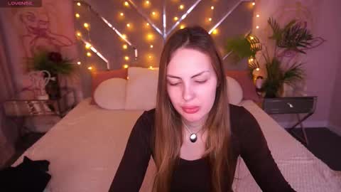 aleksaloree online show from 03-08-26, 01:59