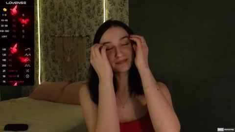 Snapshot of alena_navi chatting on 02-14-25, 05:36 Alena online show from 02-14-25, 05:36