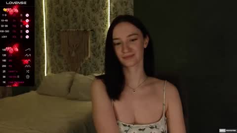 Snapshot of alena_navi chatting on 02-23-25, 09:59 Alena online show from 02-23-25, 09:59