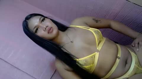Snapshot of alena_sanggre69 chatting on 12-22-24, 05:42 Kimmygirl online show from 12-22-24, 05:42